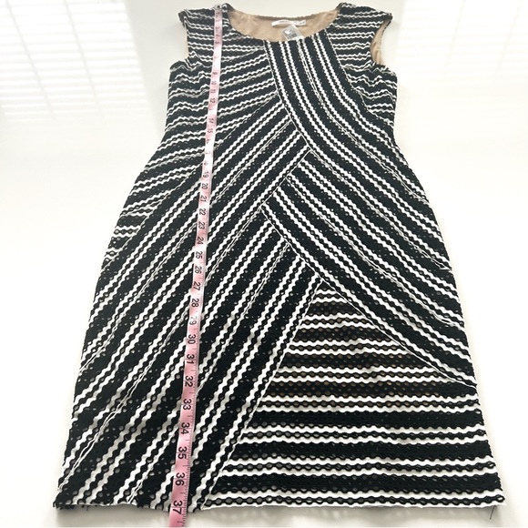 Bailey 44 Black & White Eyelet Stripe Bodycon Dress – Size Medium NWT - Picture 7 of 14